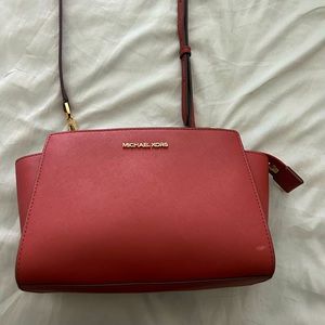 Michael kors purse
